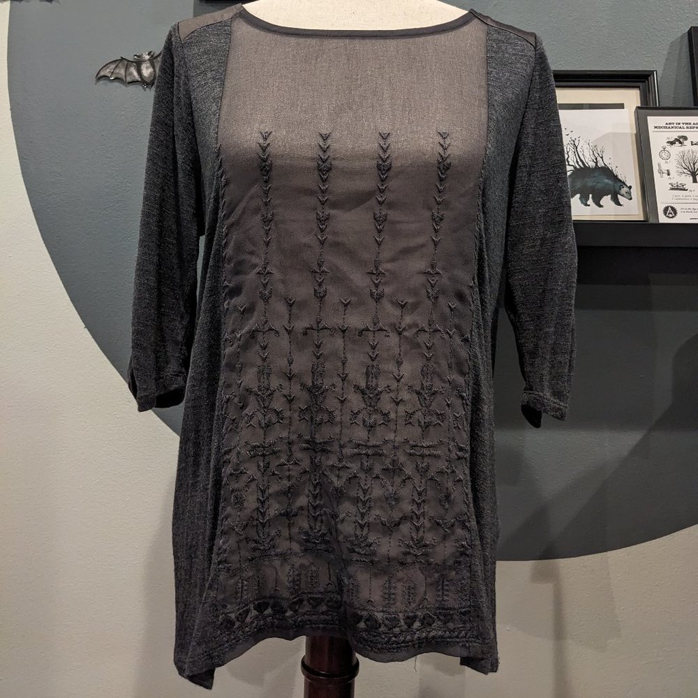 Grey 3/4 Sleeve Sheer Top - Lucky Brand - Size M